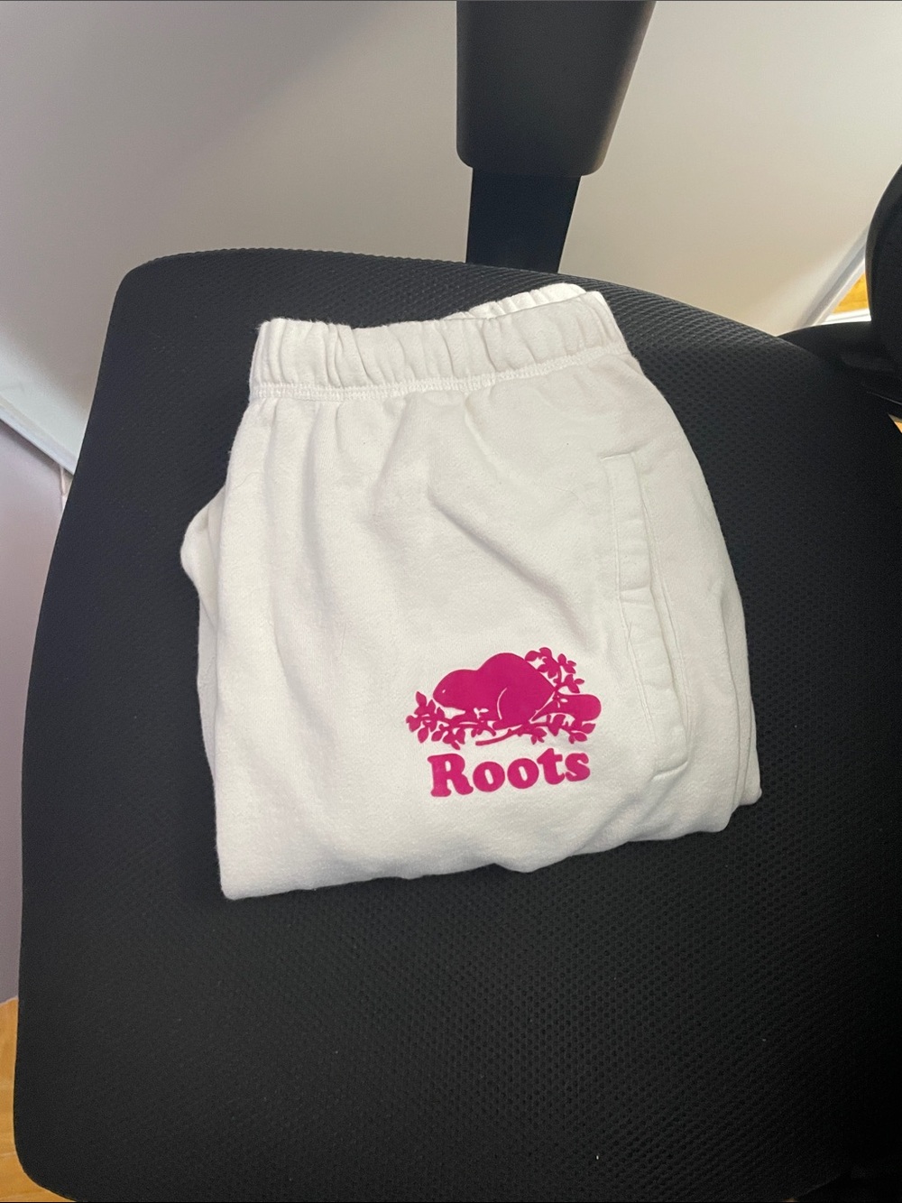 Roots White Sweatpants with Pink Logo Beaver